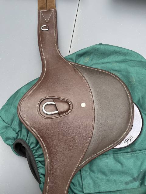 Selle privil&egrave;ge &eacute;quitation (saumur) 