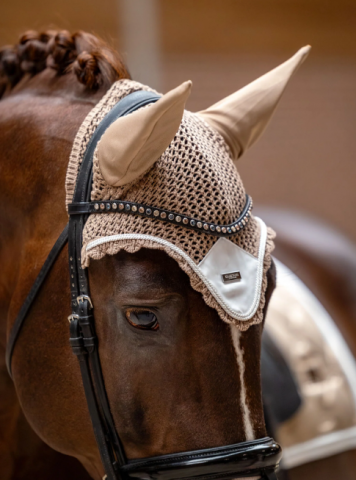 Bonnet anti-mouches Modern Sand - Equestrian Stockholm - Luxe et confort