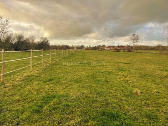 Terrain agricole projet equestre 12,7 hectares-houdan
