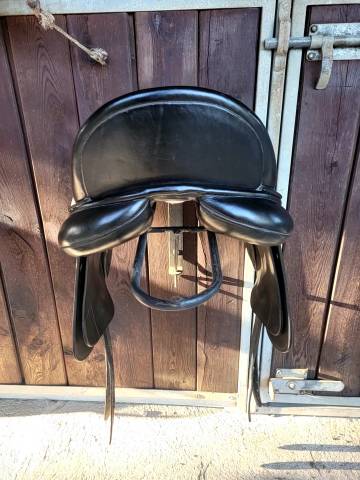 Selle bates innova 