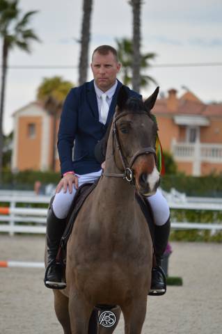 ➤ zangersheide 13 ans 1m72 – csi – 120 – amateur