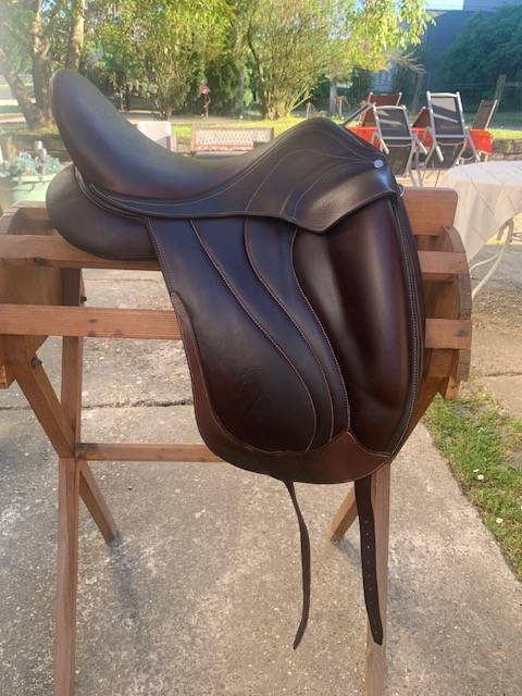  SELLE DRESSAGE ANTARES CONCEPT