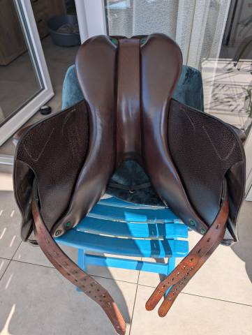 Selle Equipe monoquartier 16"5