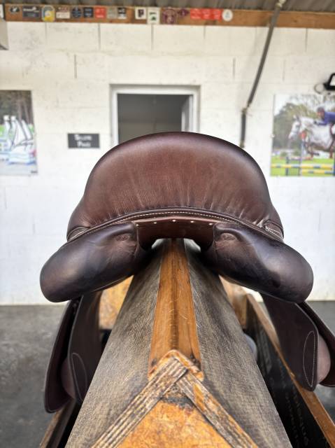 Selle S&eacute;oul 18&rsquo; pouces 2024