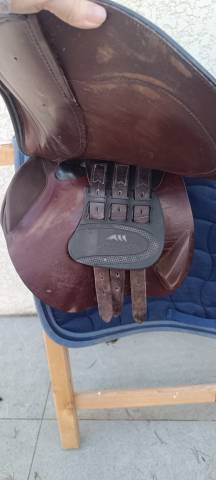 Selle &eacute;quiline taille 17 