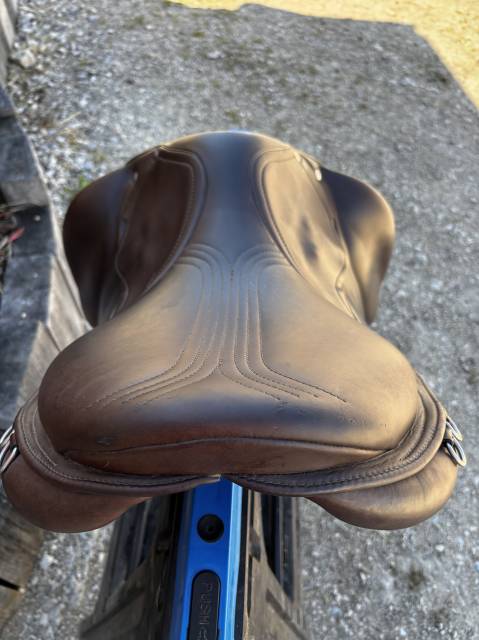 Selle Equitime 17pouces