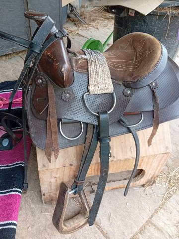 Ensemble western 