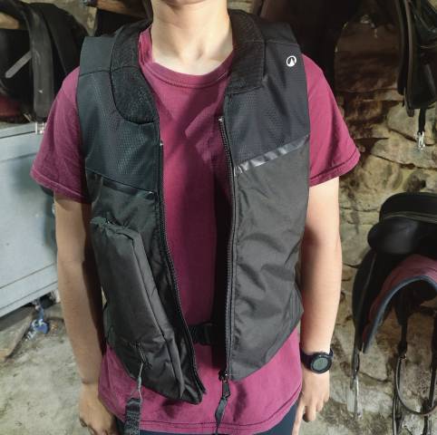 Airbag Decathlon taille XS 12/13 ans 