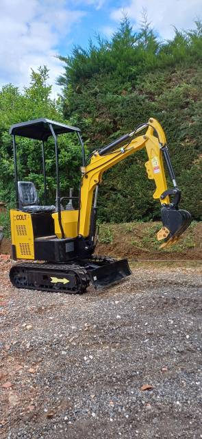 Mini Pelle Neuve 1T Diesel outil multi fonctions