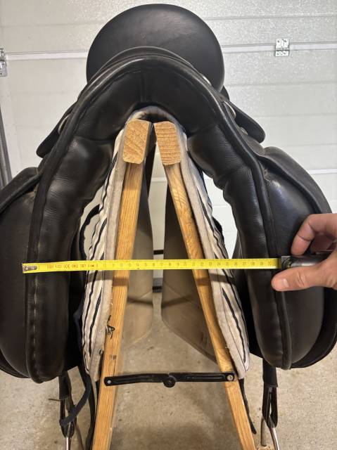 Selle dressage lexhis KLL 17&rdquo;