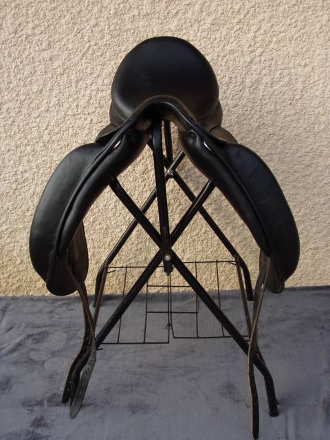 Selle Dressage Childeric DHE 17'5