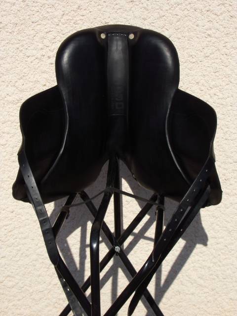 Selle Dressage Devoucoux Makila Lab 17'5