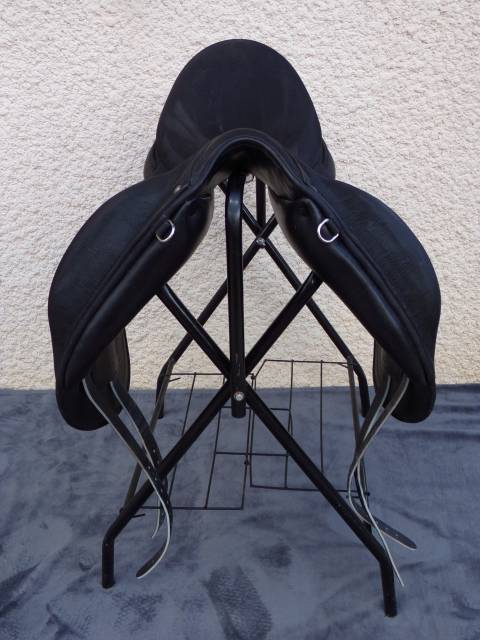 Selle Dressage Childeric DPL 17'5 &eacute;tat neuf