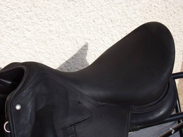 Selle Dressage Childeric DPL &eacute;tat neuf 18'