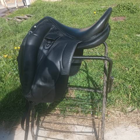 Selle dressage Devoucoux 17,5