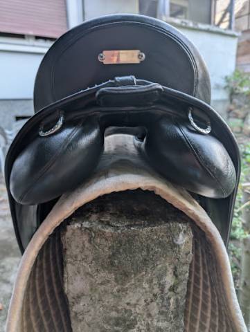 Selle Zaldi dressage 17,5