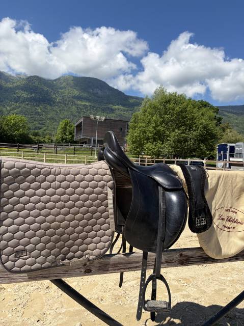 Selle dressage Childeric DAC 