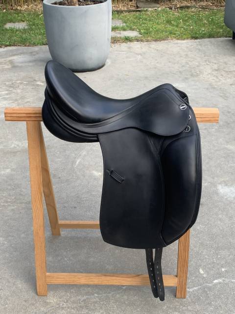 Selle dressage erreplus adelinde 