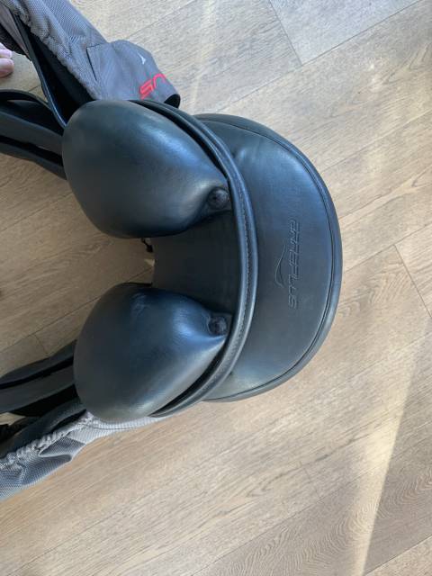 Selle dressage Erreplus Adelinde 
