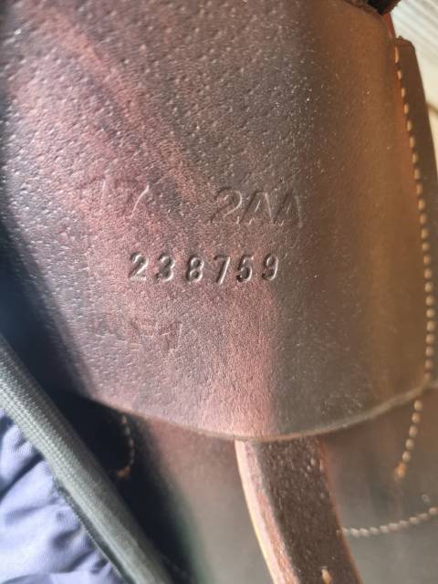 Selle Antar&egrave;s mono quartier  17 pouces