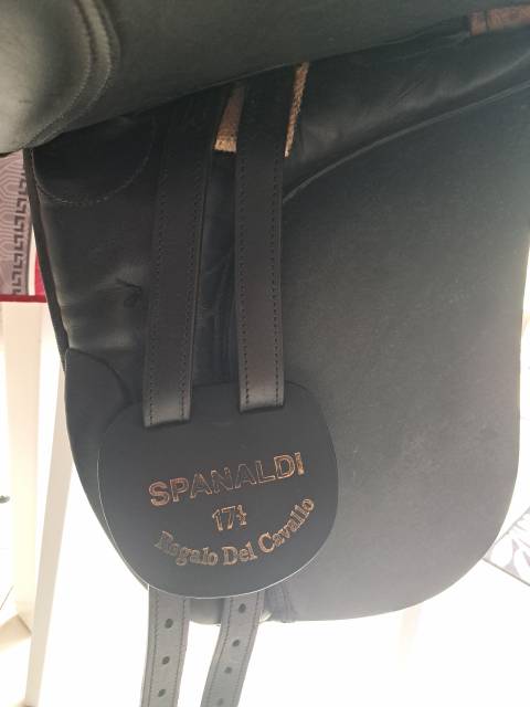 Selle de dressage SPANALDI 17,5" 