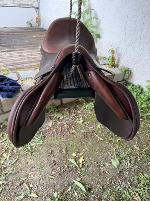 Selle Eric Thomas 17 pouces mixte 