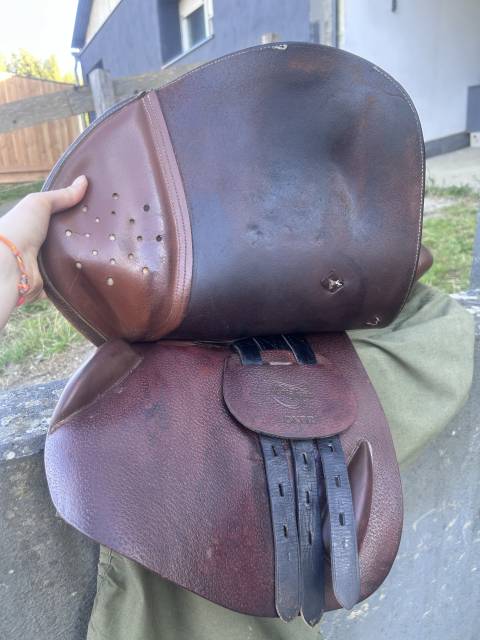 Selle &Eacute;ric Thomas Oxer   Taille : 17,5  