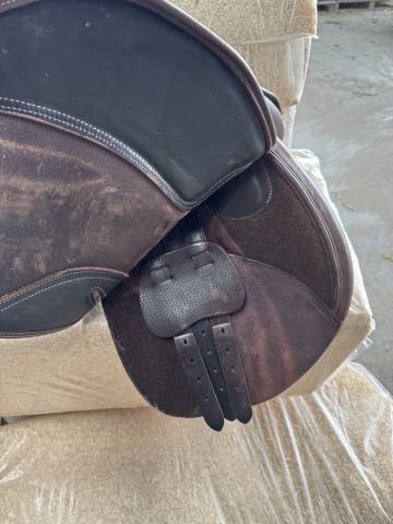 Selle mixte avec arcades interchangeables 
