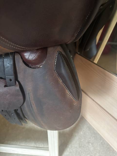 Vends selle Antar&egrave;s Connexion taille 17", quartiers 2+2