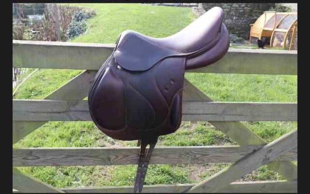 Selle devoucoux chiberta 17,5
