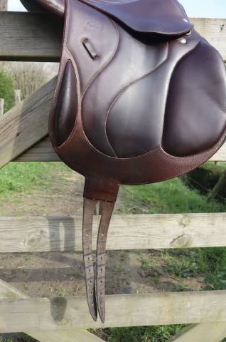 Selle Devoucoux Chiberta 17,5
