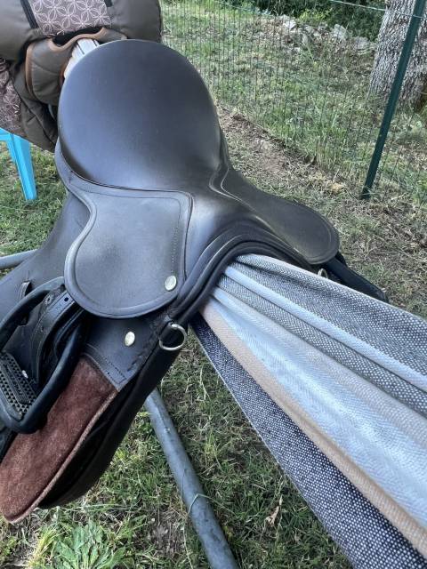 Selle mixte d&rsquo;&eacute;quitation 