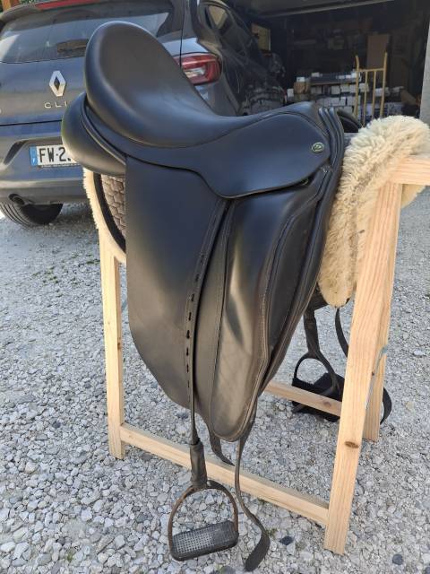 Selle de dressage HULSEBOS 17.5 2023