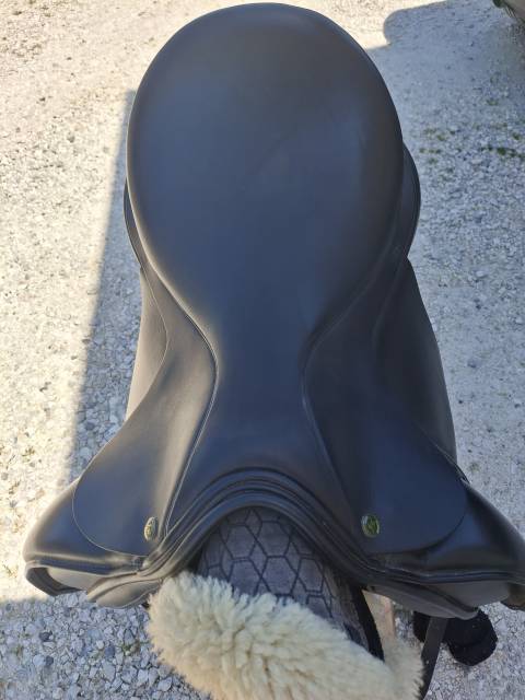Selle de dressage HULSEBOS 17.5 2023