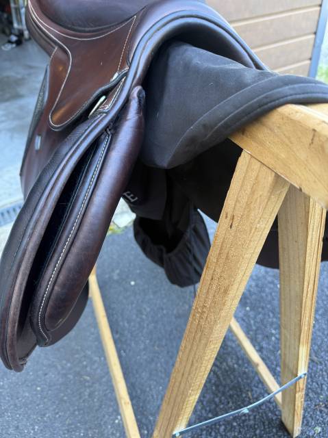 Selle d&rsquo;&eacute;quitation mixte 