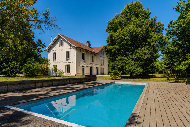 Domaine équestre d’exception avec maison de maître