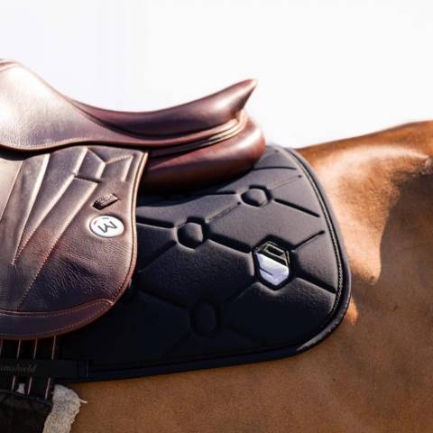 Tapis de selle Spineshield Embroidery - Samshield - Confort premium