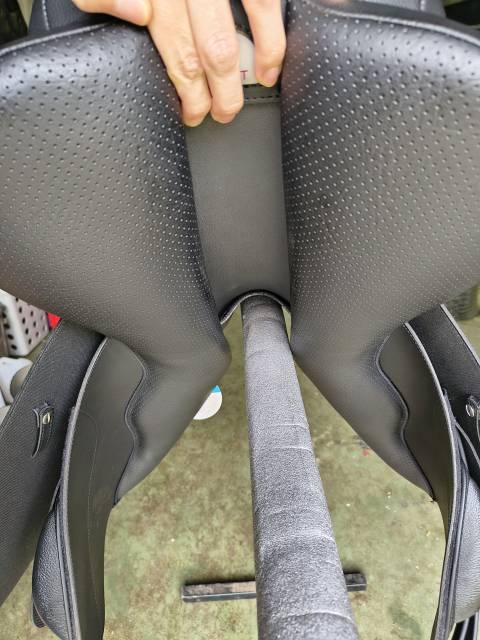 Selle Wintec jump 500 - 17 pouces 