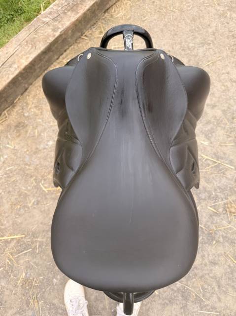 Selle dressage devoucoux 