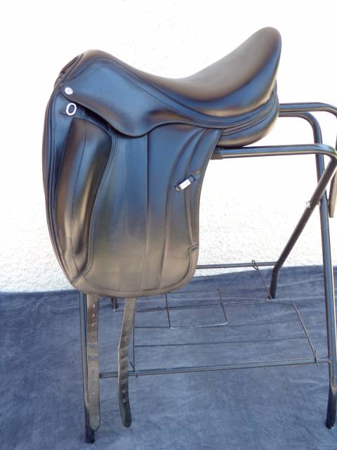 Selle Dressage Equipe Carbone 17'