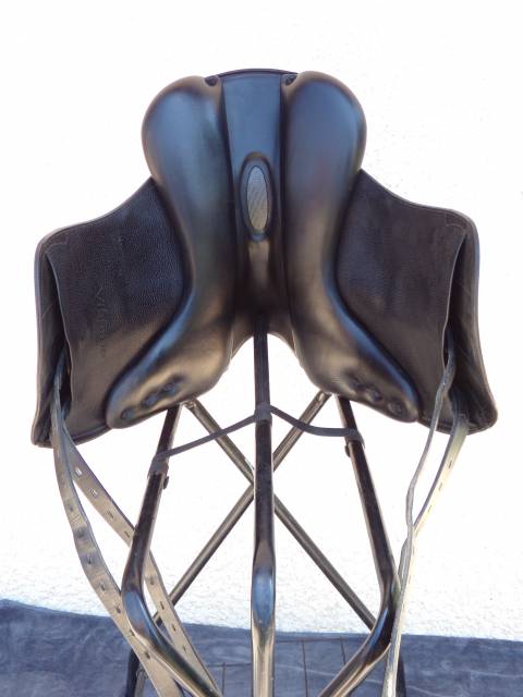 Selle Dressage Equipe Carbone 17'