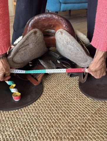 Selle Guichard randonn&eacute;e equipee