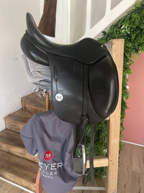 Selle dressage meyer 17 noir