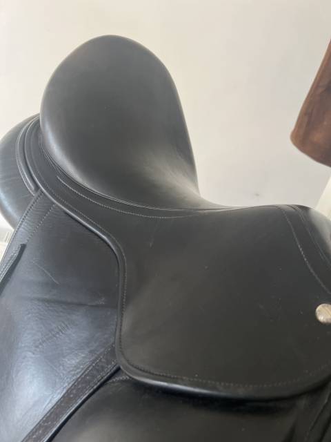 Selle dressage Meyer 17&acute;5 noir