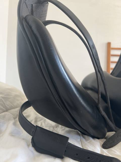 Selle dressage Meyer 17&acute;5 noir