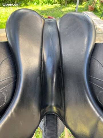 Selle de Dressage Devoucoux Makila - T 18