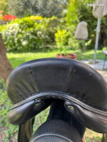 Selle de Dressage Devoucoux Makila - T 18