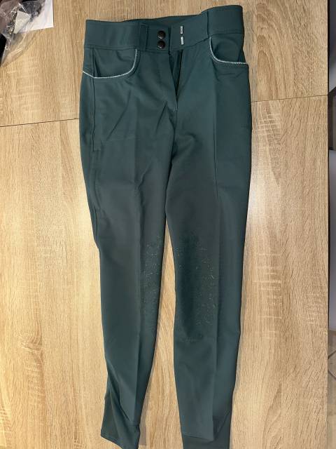 Pantalon ride and rug