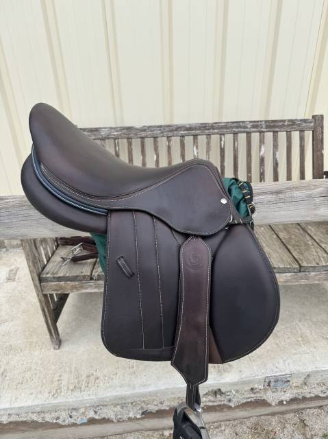Selle Forestier S&eacute;oul &eacute;quip&eacute;e 