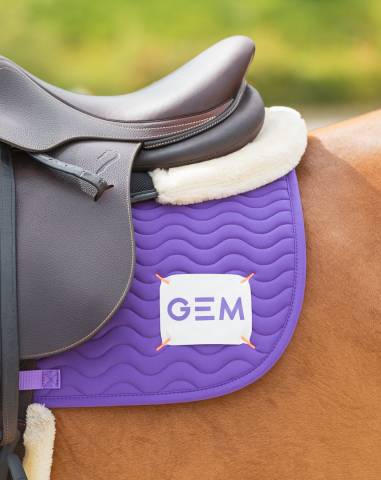Tapis de selle TOUC TOUC Obstacle - GEM - Violet tendance